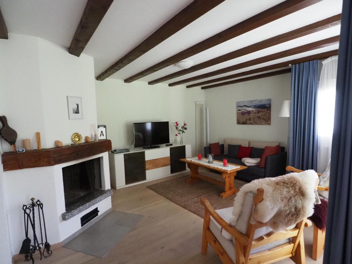 Appartement Residenz La Mora à La Punt-Chamues-ch Extérieur photo