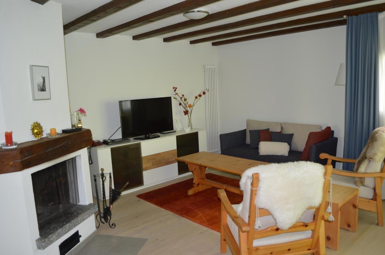 Appartement Residenz La Mora à La Punt-Chamues-ch Extérieur photo