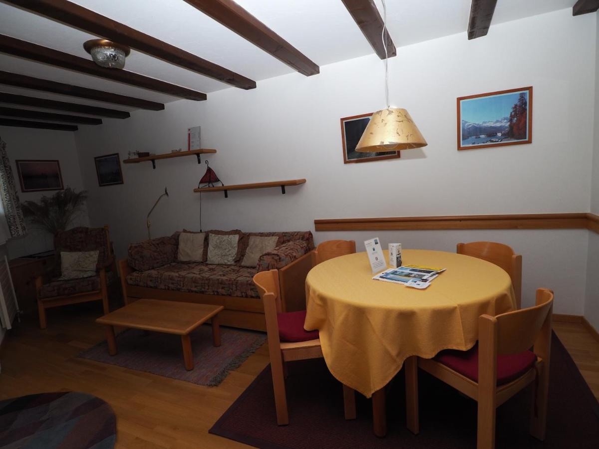 Appartement Residenz La Mora à La Punt-Chamues-ch Extérieur photo